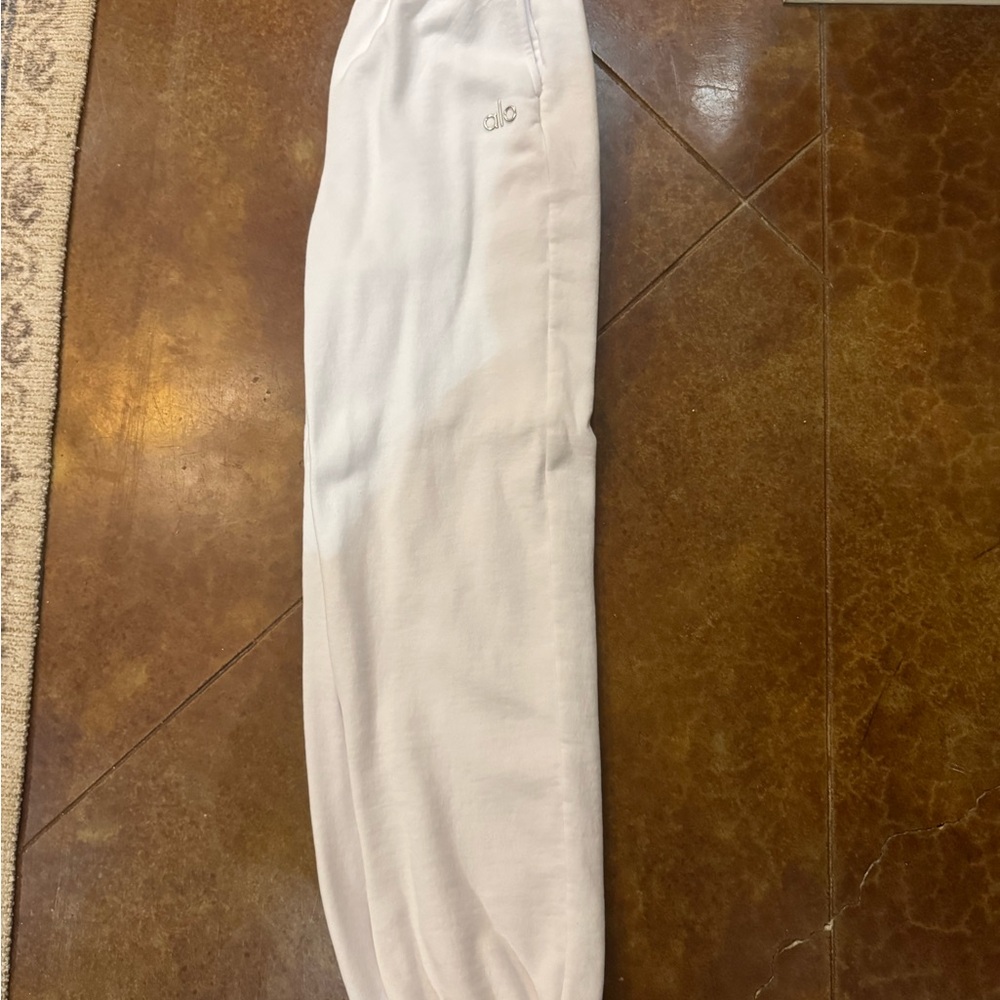 ALO Yoga Cream Jogger Pants